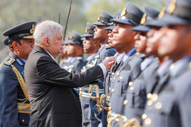 Cannot bring about govt change by taking to streets - President
