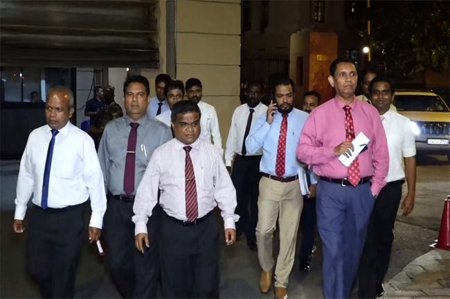 Professionals say conclusive solutions not provided during Monday meeting