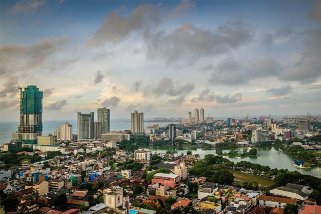 Sri Lanka risks IMF roadblock as local debt plan gets few takers
