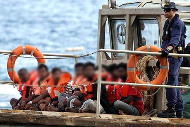Australia deports 41 Sri Lankans over illegal immigration attempt