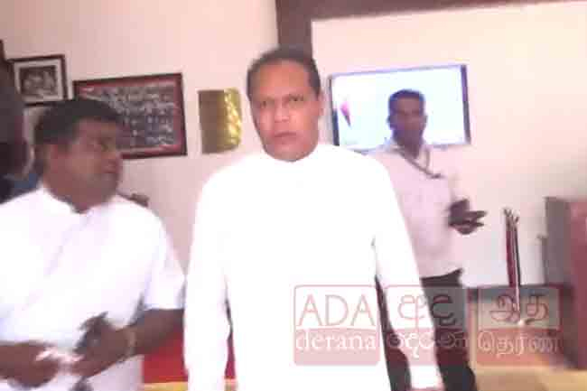 Police probing Dayasiri’s alleged assault on a photographer