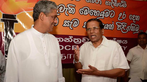 Fonseka accused the President of feeding corrupt politicians