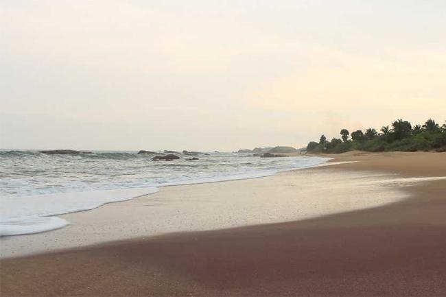 One dead, another missing after drowning in sea off Kirinda