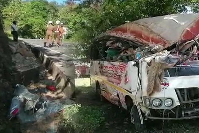 Infant dead, several others injured in fatal bus accident