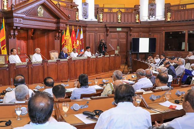 Conflicting opinions among Tamil MPs during all-party conference?