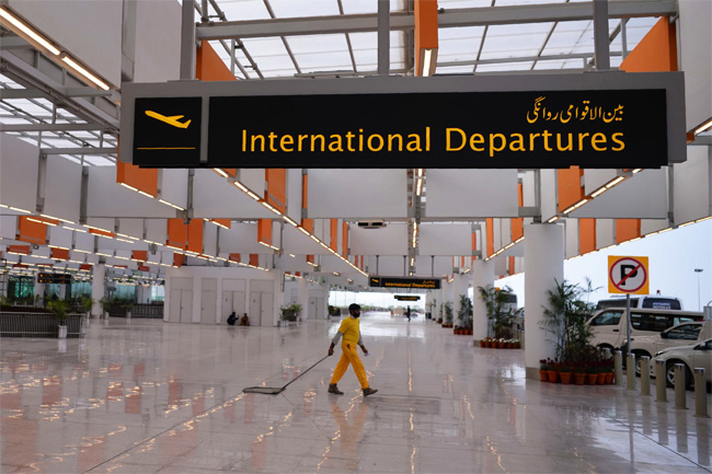Sri Lankan national nabbed in Pakistan with 10kg of heroin