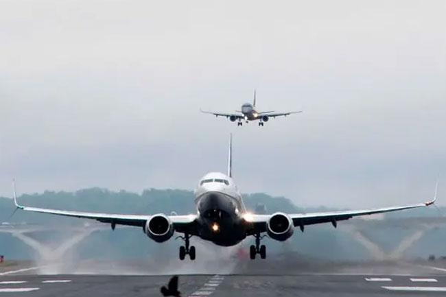 UK airspace hit by network-wide failure of air traffic control systems