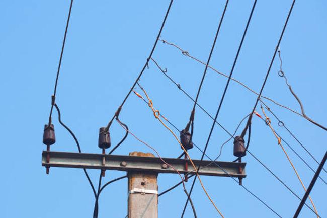 CEB incurs nearly Rs. 80mn in losses due to electricity thefts