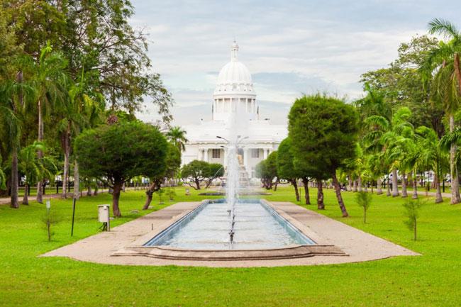 Minister directs to handover Viharamahadevi Park’s administration to CMC