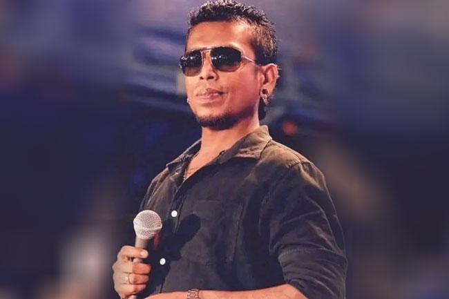 Popular singer Chamara Weerasinghe admitted to ICU
