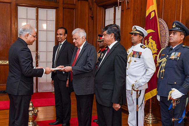Santosh Jha: New Indian High Commissioner presents credentials to President Ranil