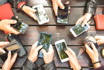 TRCSL issues warning: Verify mobile phone registration before purchase