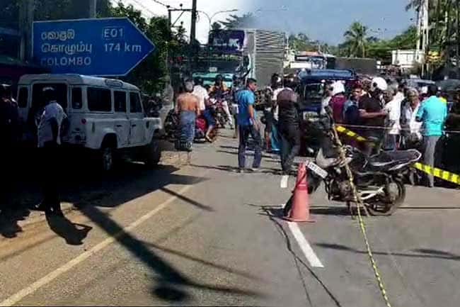 Five persons killed in shooting at Beliatta