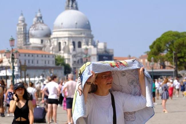 January was world’s warmest on record, EU scientists say