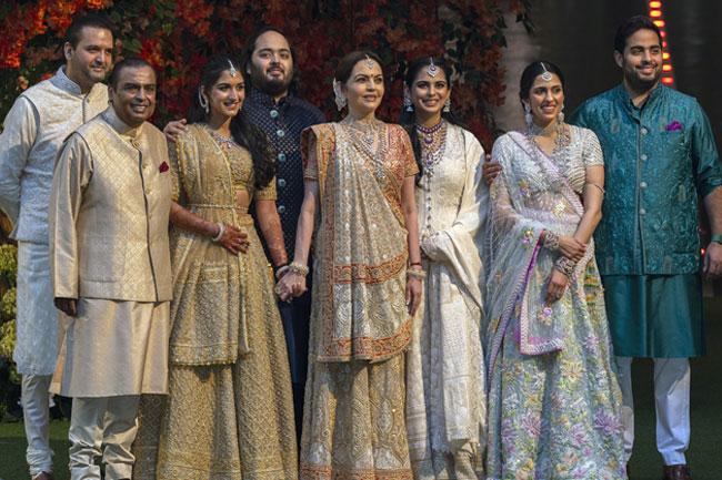 Rihanna, Mark Zuckerberg & Bill Gates to join pre-wedding gala of Ambani’s son