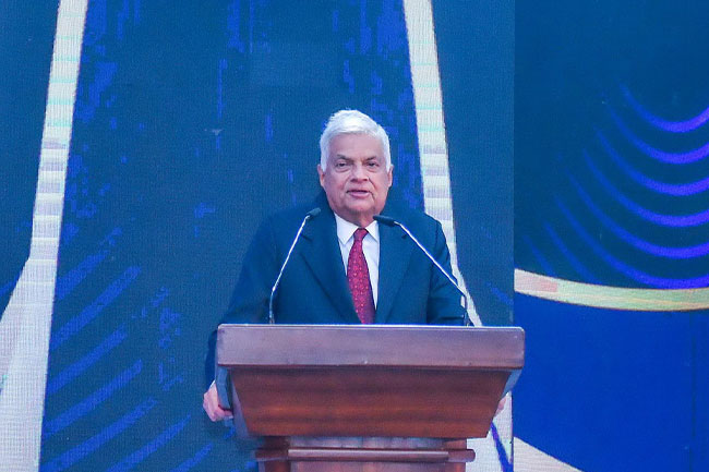 President Ranil advocates for keeping politics and sports separate