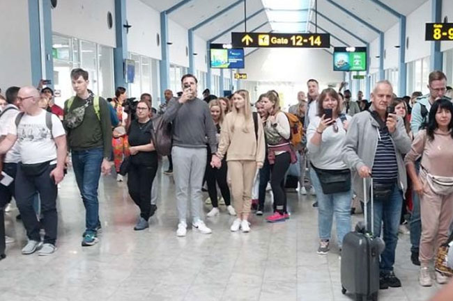 Sri Lanka records over 635,000 tourist arrivals in first three months of 2024