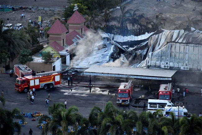 India games arcade fire kills 22 including children