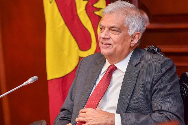 President hails non-striking govt. employees, assures special increment