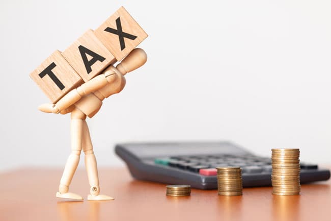Sri Lanka risks losing IMF tranche without new taxes, expert warns