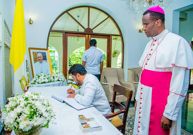 President offers condolences at Vatican Embassy on passing of Pope Francis