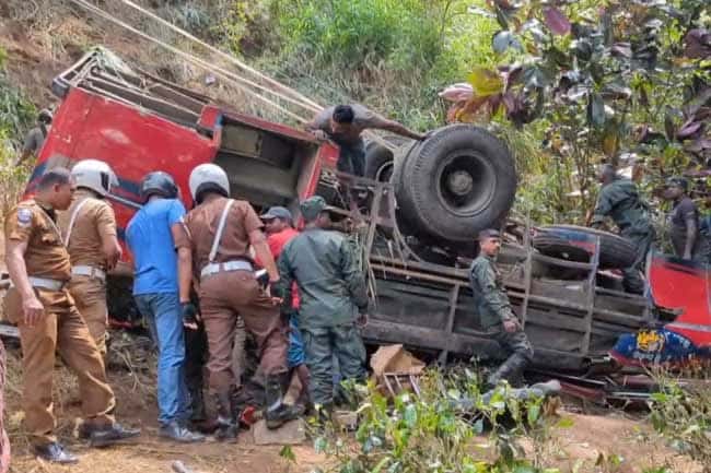 5-member committee appointed to probe Gerandi Ella bus accident