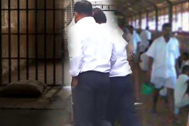Ex-Ministers Mahindananda and Nalin Fernando join Welikada’s general inmates