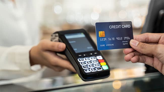 No legal provisions for companies to charge 2.5%–3% fees on card transactions: CBSL