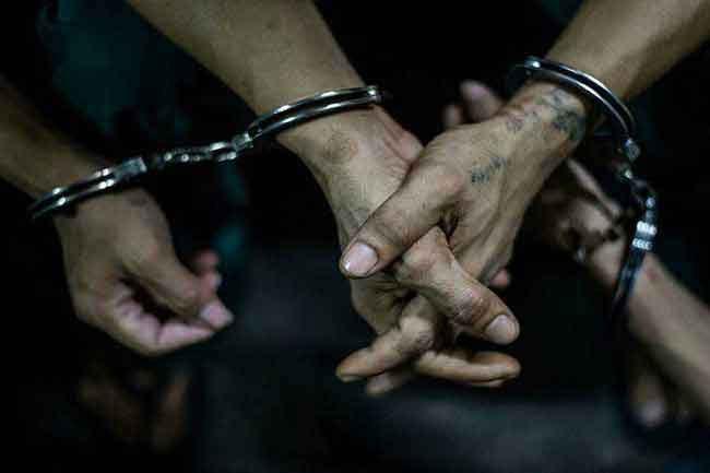 11 Indian nationals arrested in Thalangama over online gambling racket