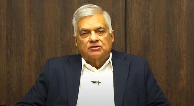 “Sri Lanka’s youth clubs should not be politicised”: Ex- President Ranil