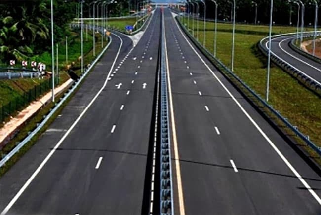 Govt to award contract to local company to renovate section of Southern Expressway