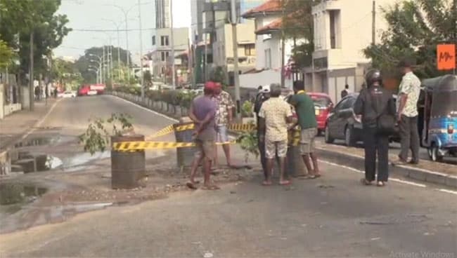 Traffic restricted on Borella road stretch due to risk of sinking
