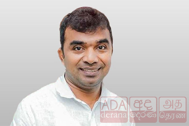 Sampath Manamperi informs willingness to surrender to court through attorneys