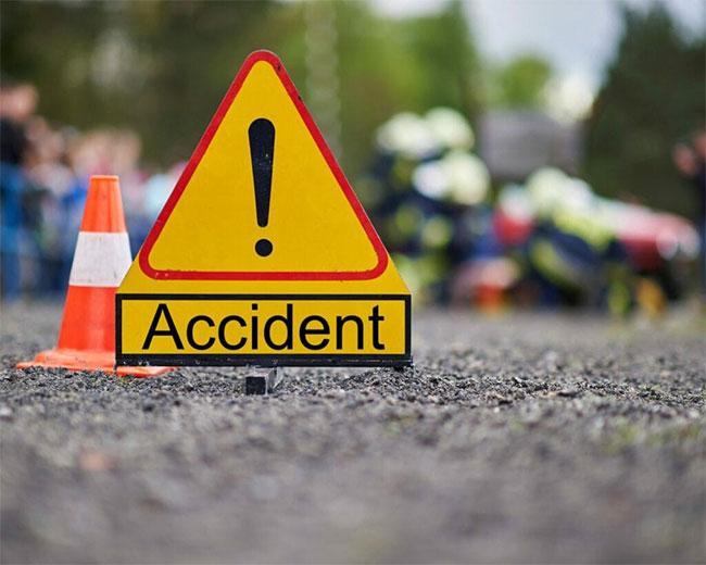 Foreign national killed after being struck by Jeep in Weligama