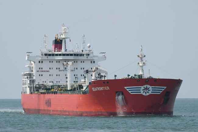 Another fuel ship arrives in Colombo amid energy crisis