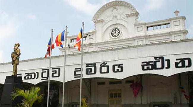 Electric train services under Colombo suburban railway project to commence next year