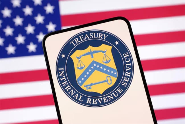 US Treasury warns shippers not to pay Hormuz tolls, even in form of charity
