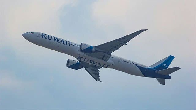 Kuwait reopens airspace after Iranian attacks