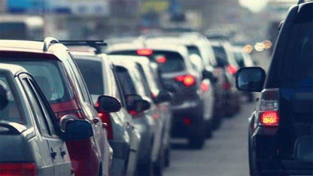 Police announce traffic restrictions in several areas due to Poson Peraheras