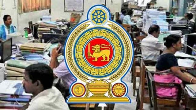 Government plans district-level reforms to enhance public service delivery