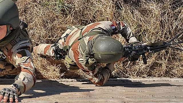 3 policemen killed, 34 injured in 2 terrorist attacks in Pakistan