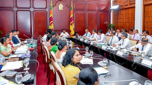 Vocational education to be prioritized alongside education reforms: President