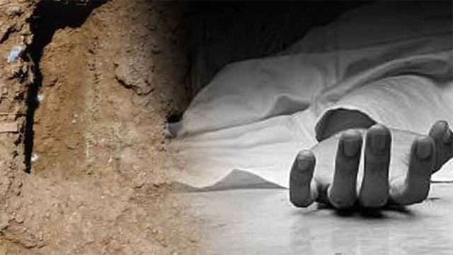 Man dies after earth mound collapses in Alawatugoda