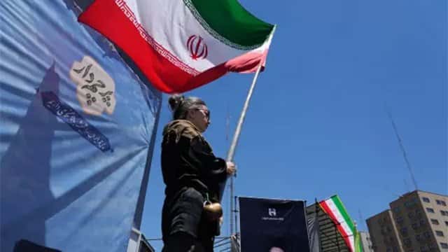 Iran will halt attacks as long as US maintains pause, Iranian source says