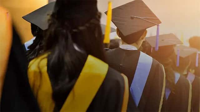 Cabinet approves additional allowance for overseas scholarship students