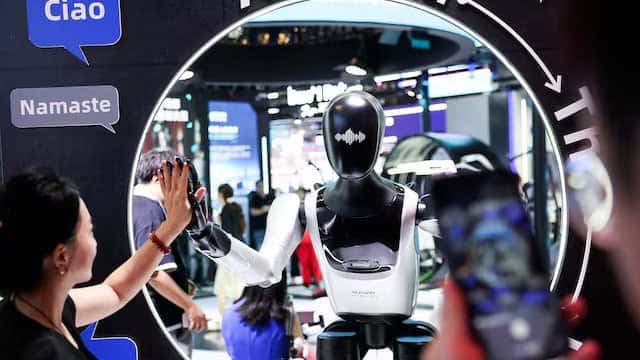 China warns of retaliation if US sticks with robot ban