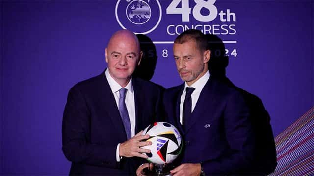 Uefa says boycott may still go ahead as FA withdraws Infantino support