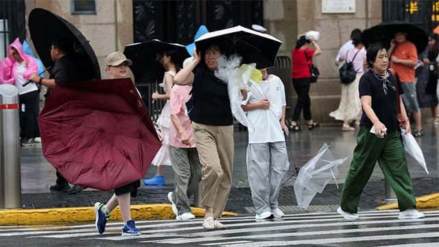 Typhoon Dolphin set to hit China's east coast, triggering flood warnings