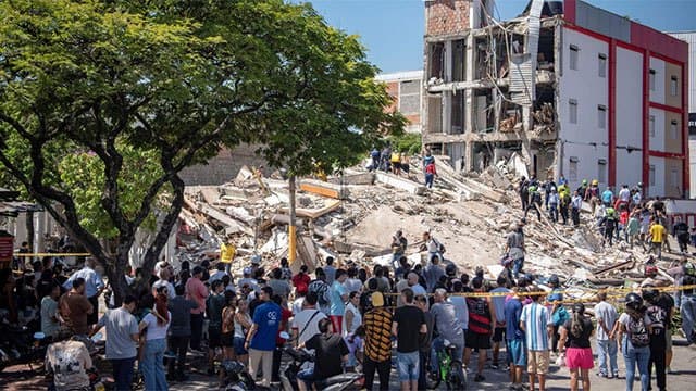 Colombia earthquake death toll tops 250 as rescuers race to find survivors