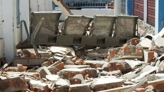 Rescuers search for survivors as Indonesian quake death toll rises to 47